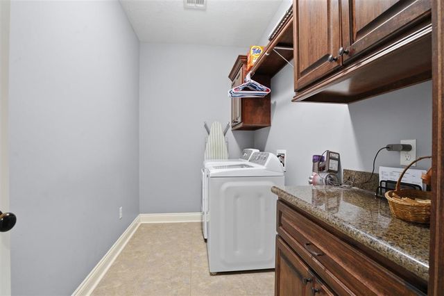 5619 Jude Vincent Lane, Iowa, LA 70647