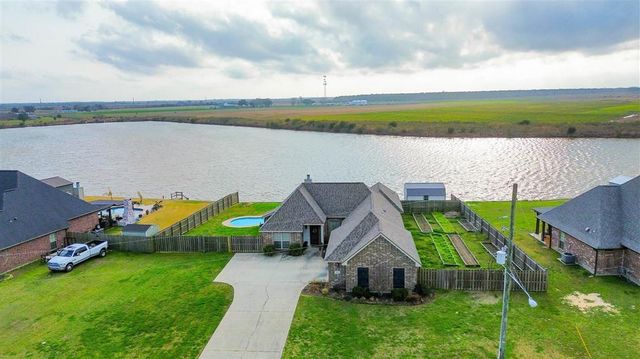 5619 Jude Vincent Lane, Iowa, LA 70647