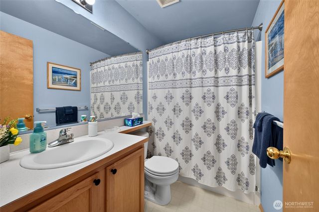 2907 173rd Street E, Tacoma, WA 98445