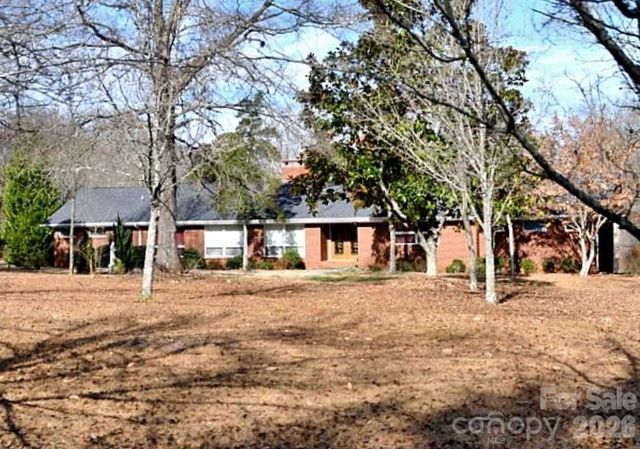 14325 Fountain Lane, Charlotte, NC 28278