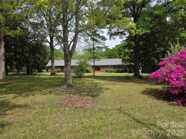 14325 Fountain Lane, Charlotte, NC 28278