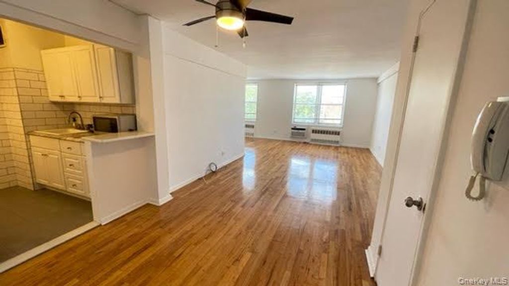 63-11 Queens Boulevard E17, Woodside, NY 11377 — photo 3