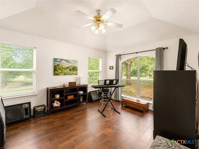 123 Elk Ridge, Canyon Lake, TX 78133