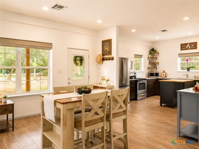 123 Elk Ridge, Canyon Lake, TX 78133