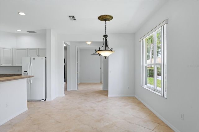 2462 MAGNOLIA CIRCLE, North Port, FL 34289