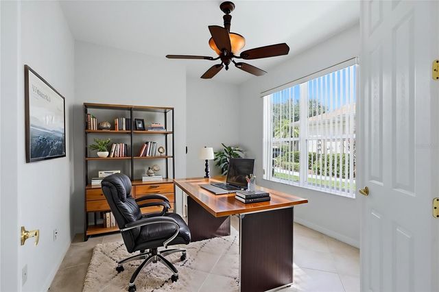 2462 MAGNOLIA CIRCLE, North Port, FL 34289