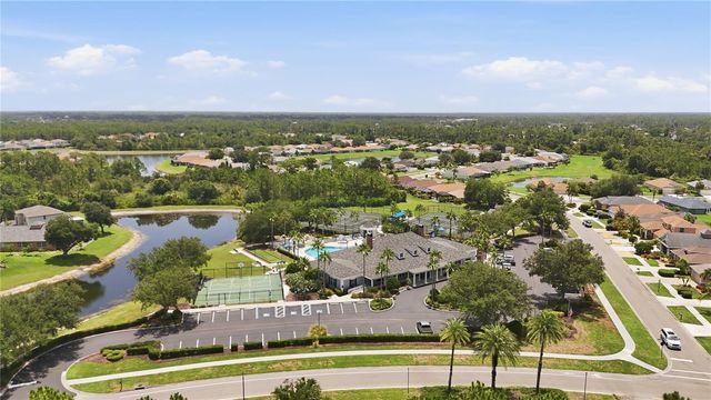 2462 MAGNOLIA CIRCLE, North Port, FL 34289