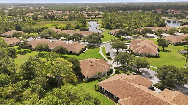 2462 MAGNOLIA CIRCLE, North Port, FL 34289