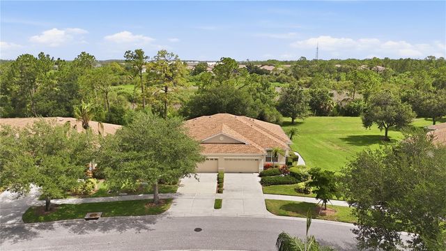 2462 MAGNOLIA CIRCLE, North Port, FL 34289