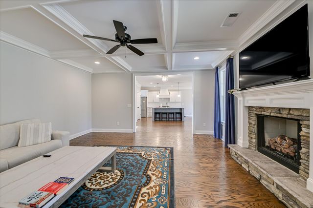 648 River Oaks Lane, Evans, GA 30809