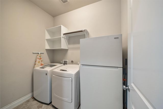 23338 Hillsview Lane, New Caney, TX 77357