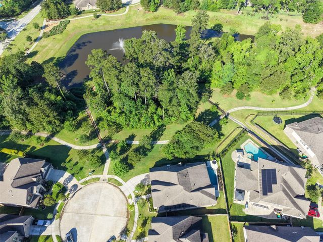 23338 Hillsview Lane, New Caney, TX 77357