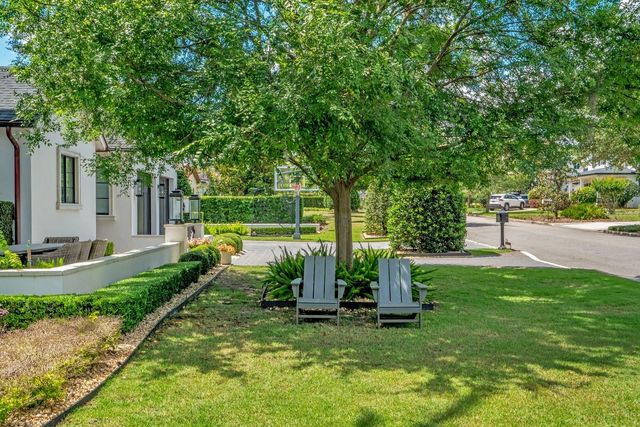 650 DIXIE PARKWAY, Winter Park, FL 32789