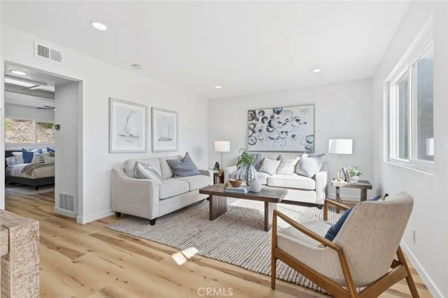 3648 Mira Pacific, Oceanside, CA 92056