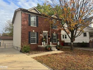 15029 Stephens Drive, Eastpointe, MI 48021