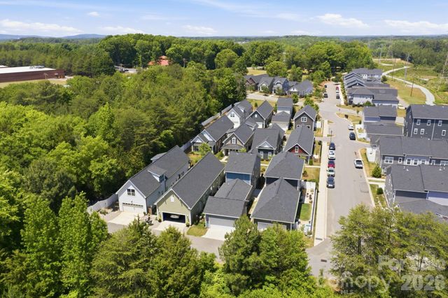 2015 Claybrook Lane, Denver, NC 28037