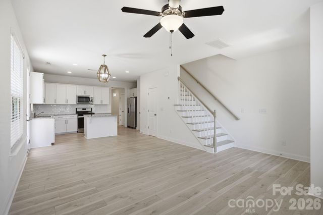 2015 Claybrook Lane, Denver, NC 28037