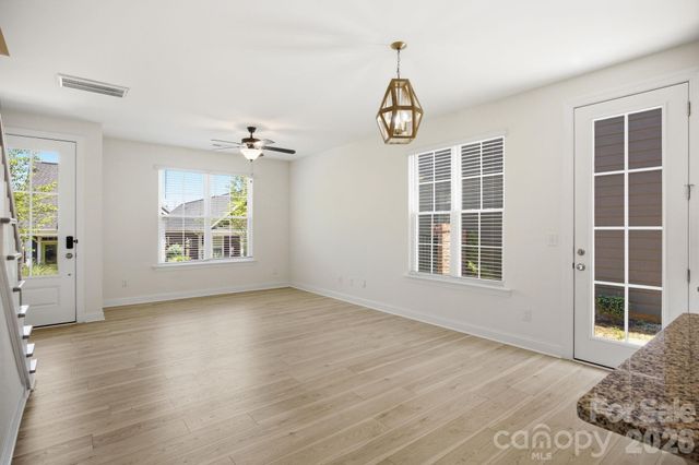2015 Claybrook Lane, Denver, NC 28037