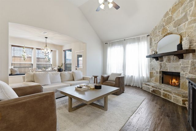 11728 Dixon Drive, Fort Worth, TX 76108