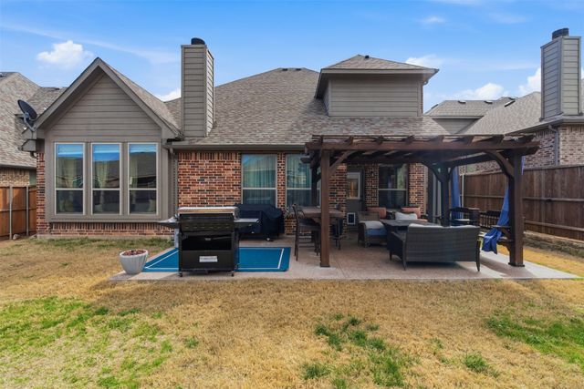 11728 Dixon Drive, Fort Worth, TX 76108