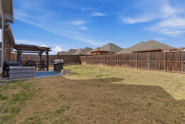 11728 Dixon Drive, Fort Worth, TX 76108