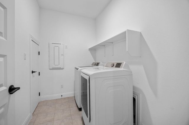 22212 Coyote Cave TRL, Spicewood, TX 78669