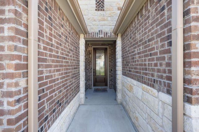 22212 Coyote Cave TRL, Spicewood, TX 78669