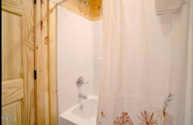 821 String Run Way, Pigeon Forge, TN 37863