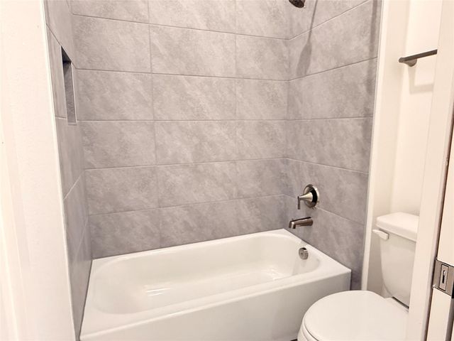 204 Rusty Colt, Liberty Hill, TX 78642