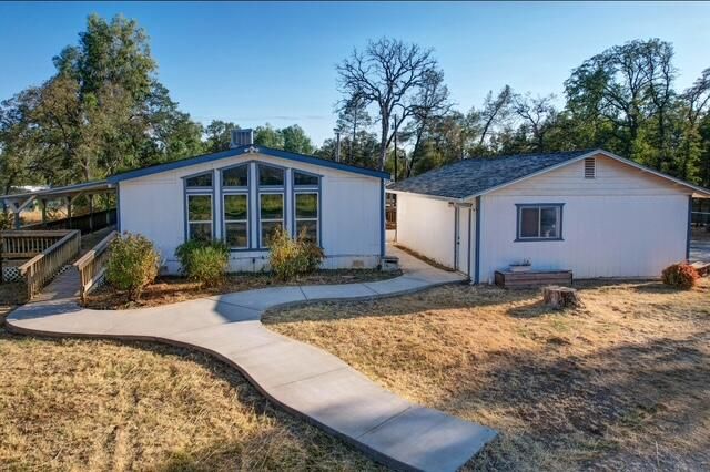 21533 Anron Lane, Redding, CA 96003
