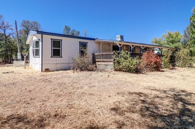21533 Anron Lane, Redding, CA 96003