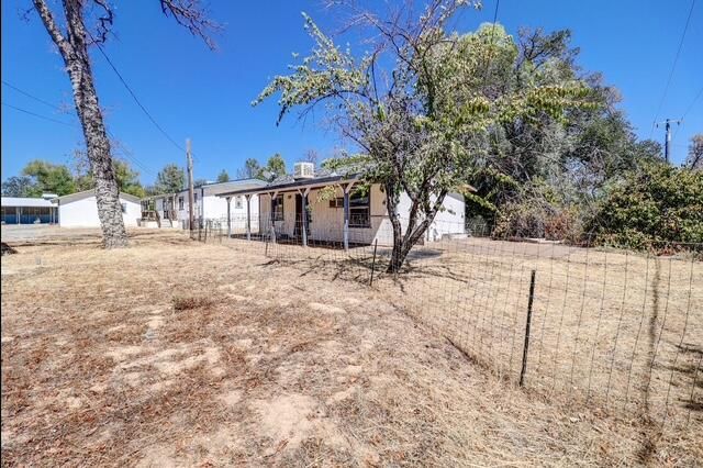 21533 Anron Lane, Redding, CA 96003