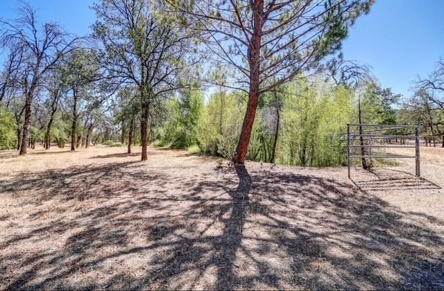 21533 Anron Lane, Redding, CA 96003