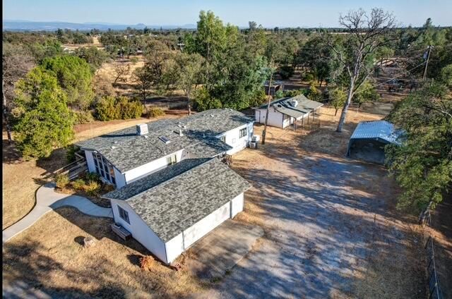 21533 Anron Lane, Redding, CA 96003