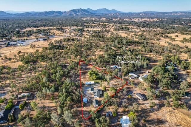 21533 Anron Lane, Redding, CA 96003