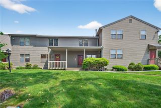 403 Pinewood Drive, Smithfield, RI 02917