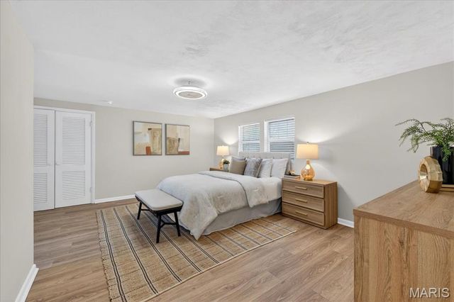 509 Parkwoods Avenue, Kirkwood, MO 63122