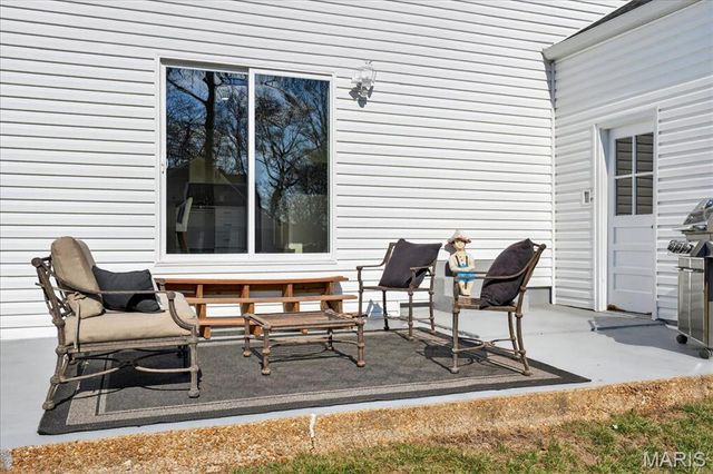 509 Parkwoods Avenue, Kirkwood, MO 63122