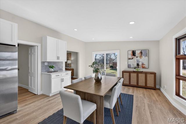 509 Parkwoods Avenue, Kirkwood, MO 63122