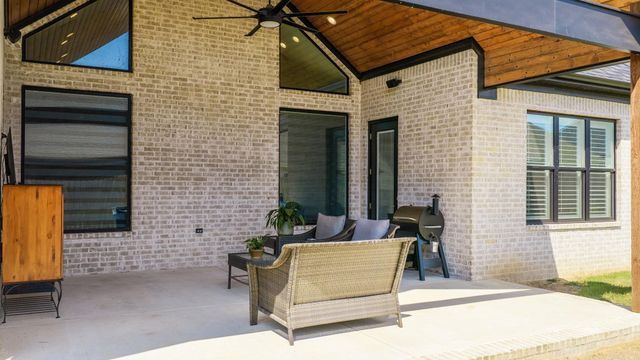 1630 Dolphin Drive, Conway, AR 72034