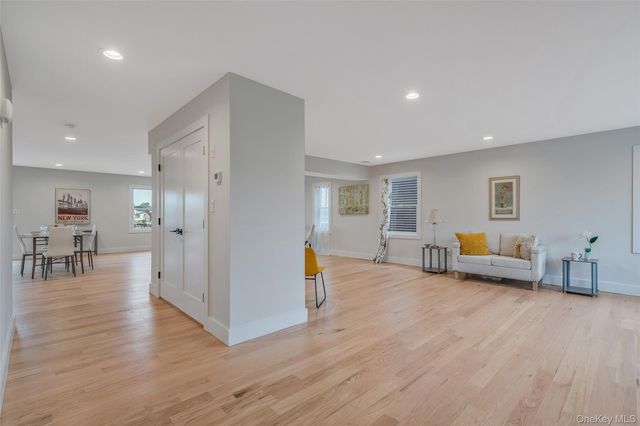 243 Mott Street, Oceanside, NY 11572