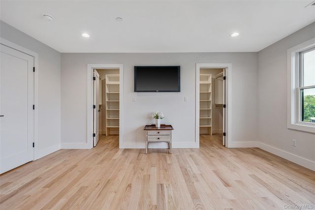 243 Mott Street, Oceanside, NY 11572