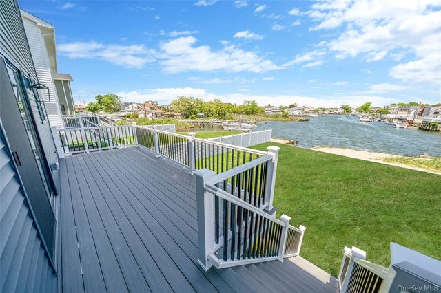 243 Mott Street, Oceanside, NY 11572