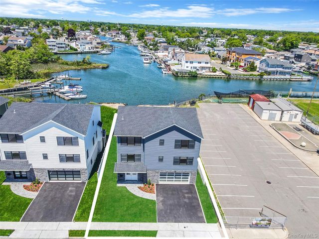 243 Mott Street, Oceanside, NY 11572