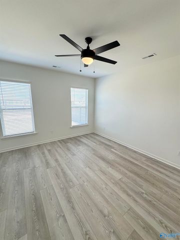 16702 Ted Childs Drive, Athens, AL 35613