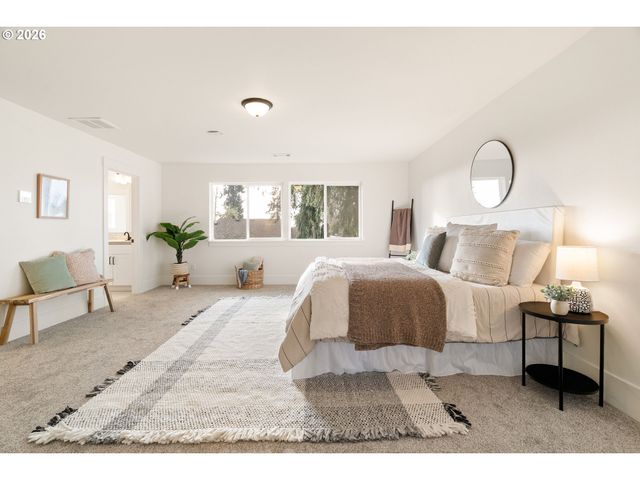 31020 Nw KAYBERN St, North Plains, OR 97133