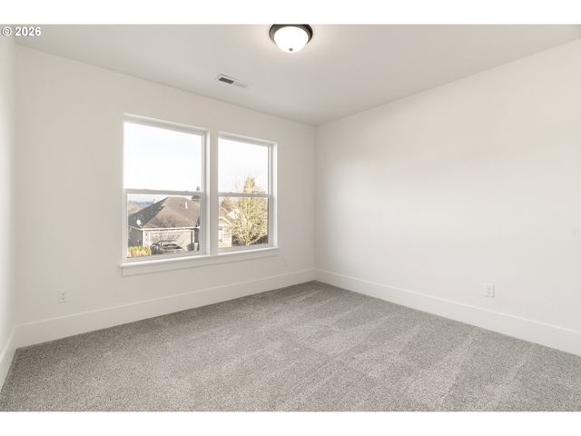 31020 Nw KAYBERN St, North Plains, OR 97133