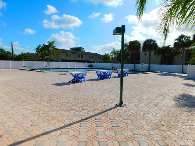3370 Beau Rivage Dr 2-A, Pompano Beach, FL 33064
