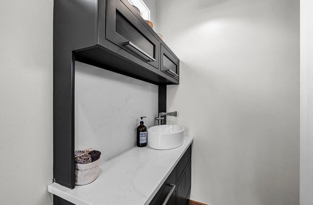 55 E Main 208, Chattanooga, TN 37408