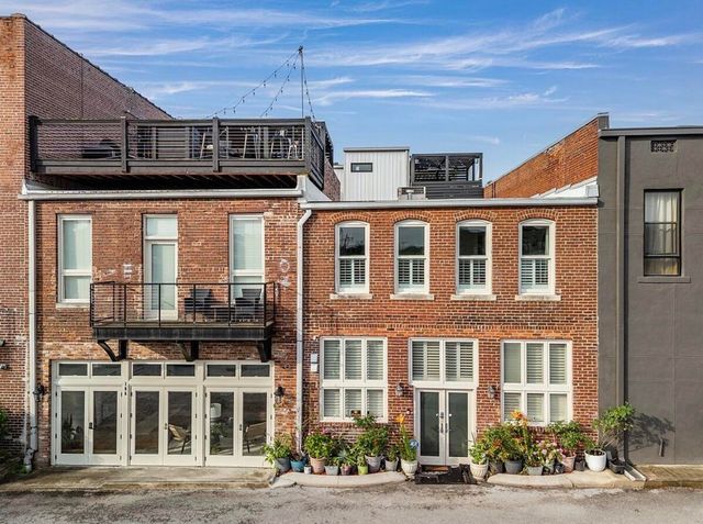 55 E Main 208, Chattanooga, TN 37408